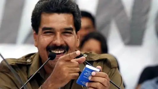 Maduro-riendo.jpg