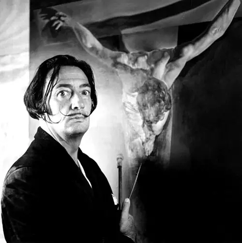 15 Fotografías que muestran la genialidad que tenía Salvador Dalí