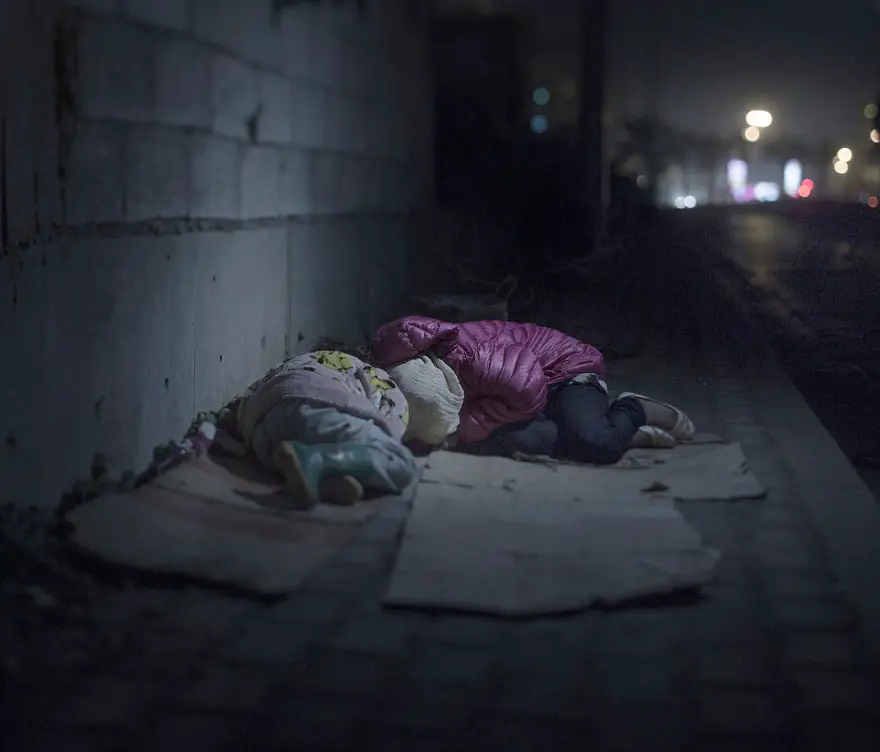 donde-ninos-duermen-fotos-refugiados-sirios-magnus-wennman-10.jpg