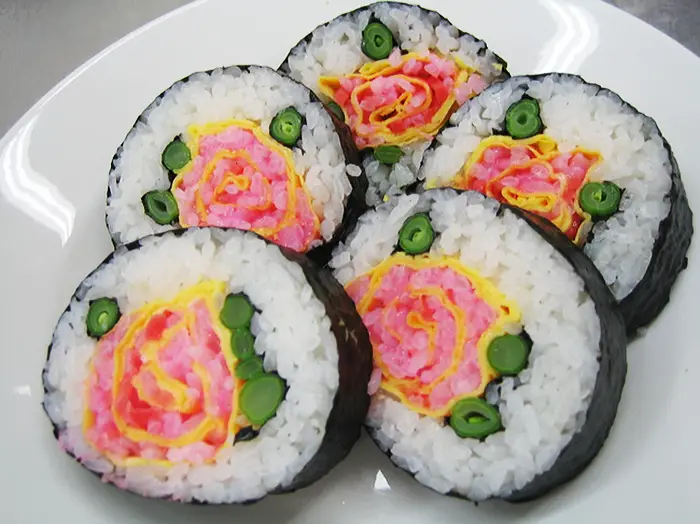sushi-art-bento-cute-36__700