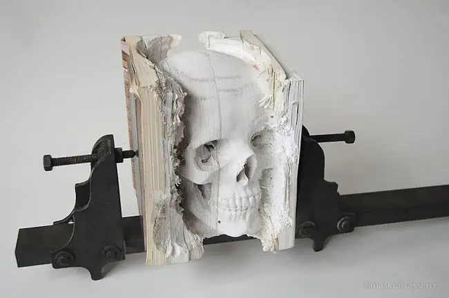 esculturas-libros13