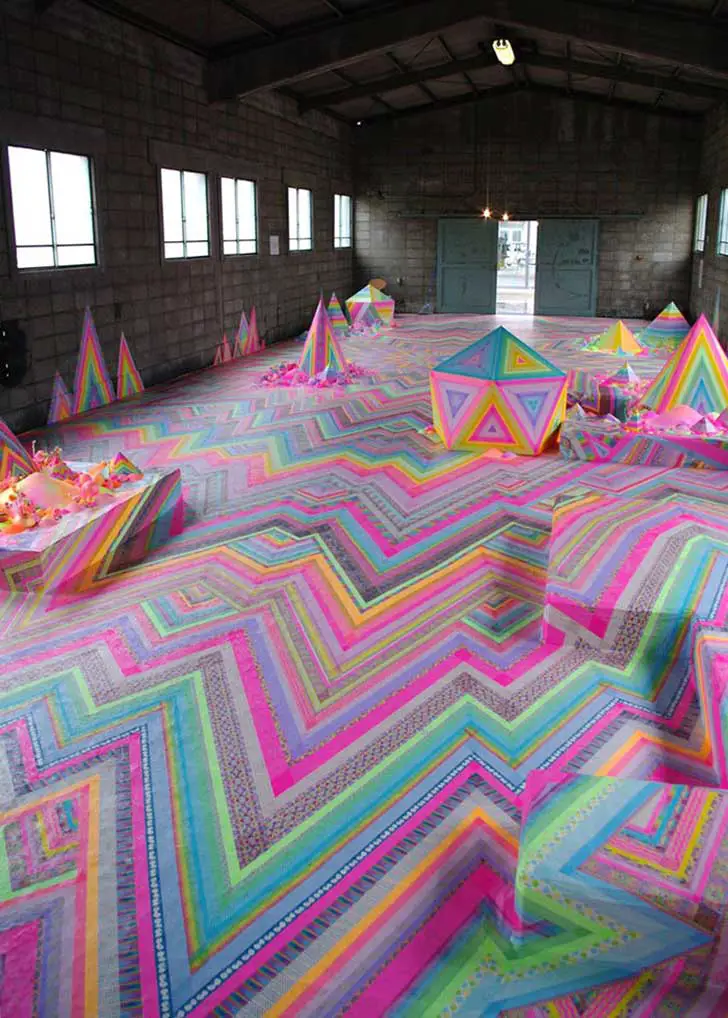 candy-floor-installation-pin-and-pop-tanya-schultz-31