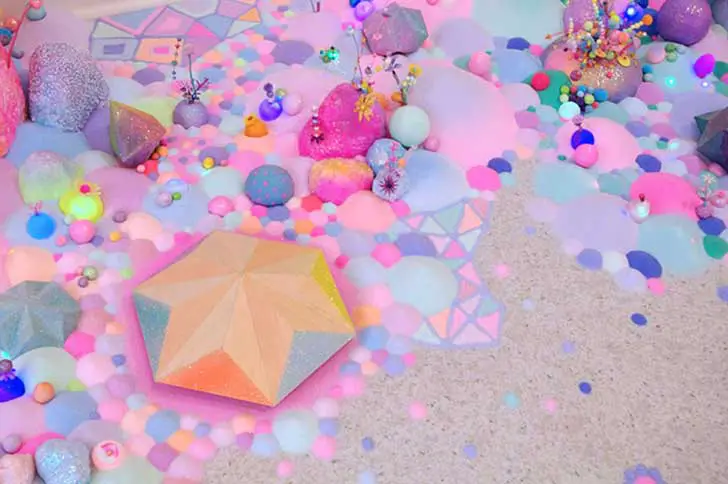 candy-floor-installation-pin-and-pop-tanya-schultz-41