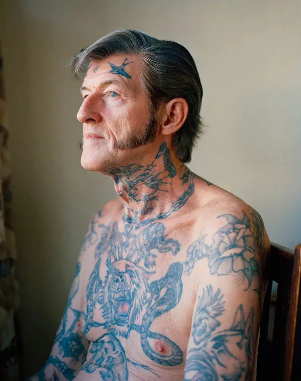 tattooed-elderly-people-6__605