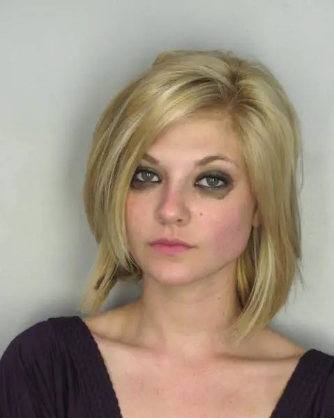 cute_girls_get_arrested_and_they_have_the_sexy_mugshots_to_prove_it_640_37