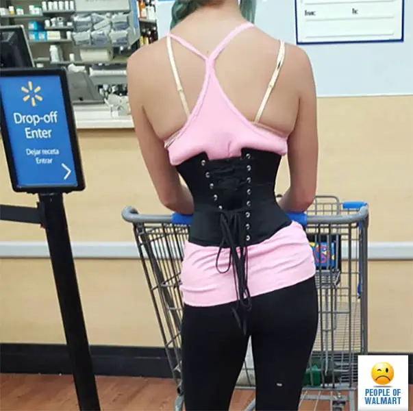 you_can_always_trust_walmart_to_bring_out_the_classier_side_of_people_640_07