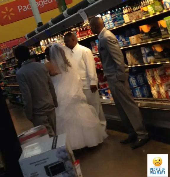 you_can_always_trust_walmart_to_bring_out_the_classier_side_of_people_640_14