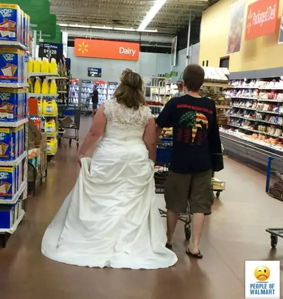 you_can_always_trust_walmart_to_bring_out_the_classier_side_of_people_640_20