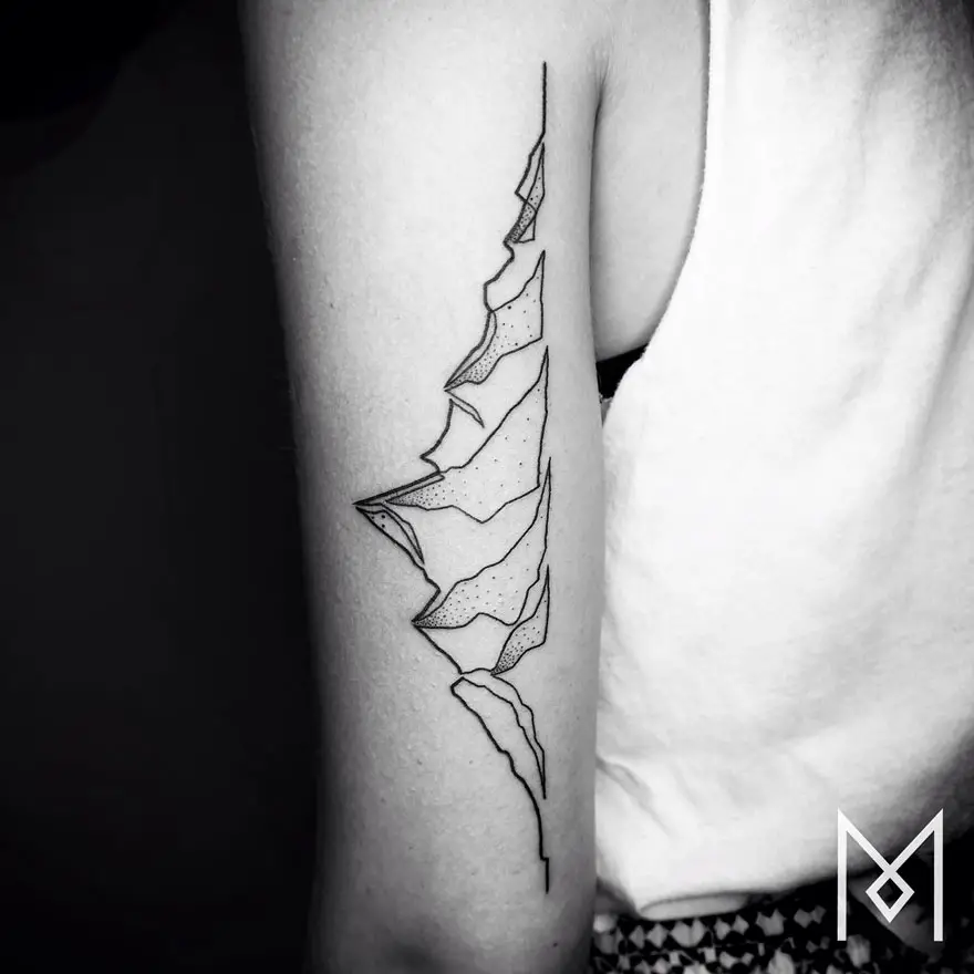 tatuajes-linea-continua-mo-ganji-4