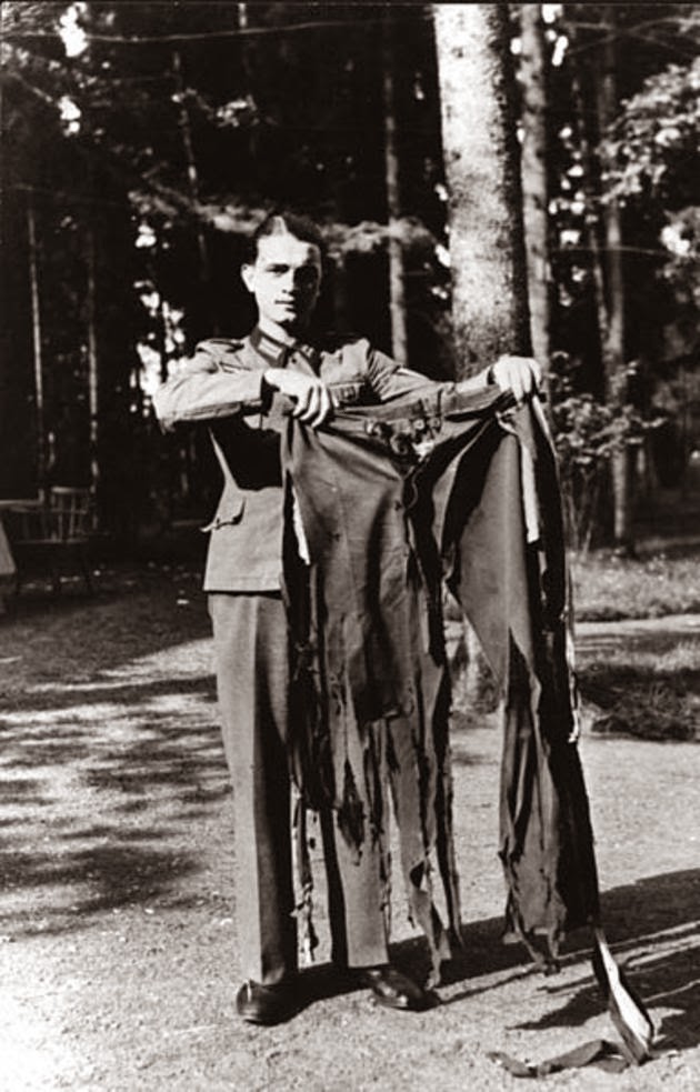 historical-photos-pt6-hitler-pants-assasination-attempt-rastenburg-east-prussia-1944