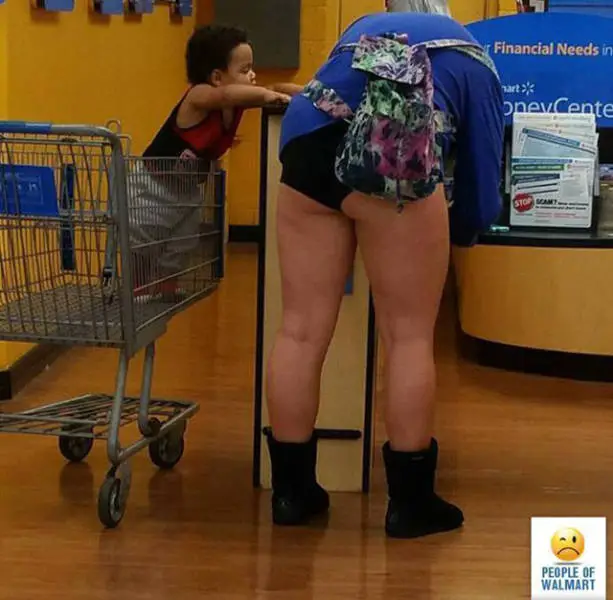 kooky_people_you_can_see_at_walmart_640_34