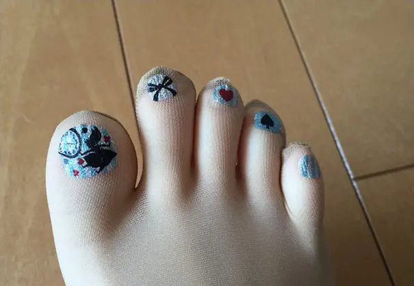 toe-nail-art-polish-stockings-japan-22