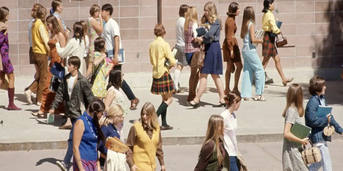 Highschoolers In 'Hippy' Fashions