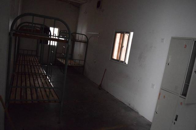 grim_dormitory_complex_where_chinese_workers_who_made_expensive_apple_products_lived_in_inhumane_conditions_640_28