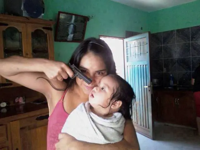 mom_selfie_fails_that_deserve_the_worst_mother_of_the_year_award_640_16