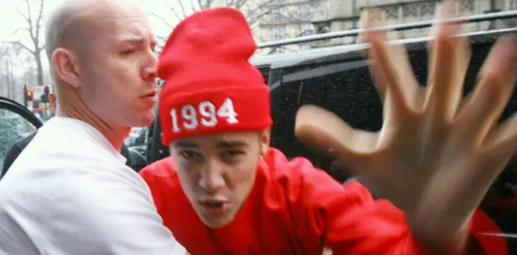 wpid-Justin-Bieber-es-restringido-por-su-propio-guardaespaldas