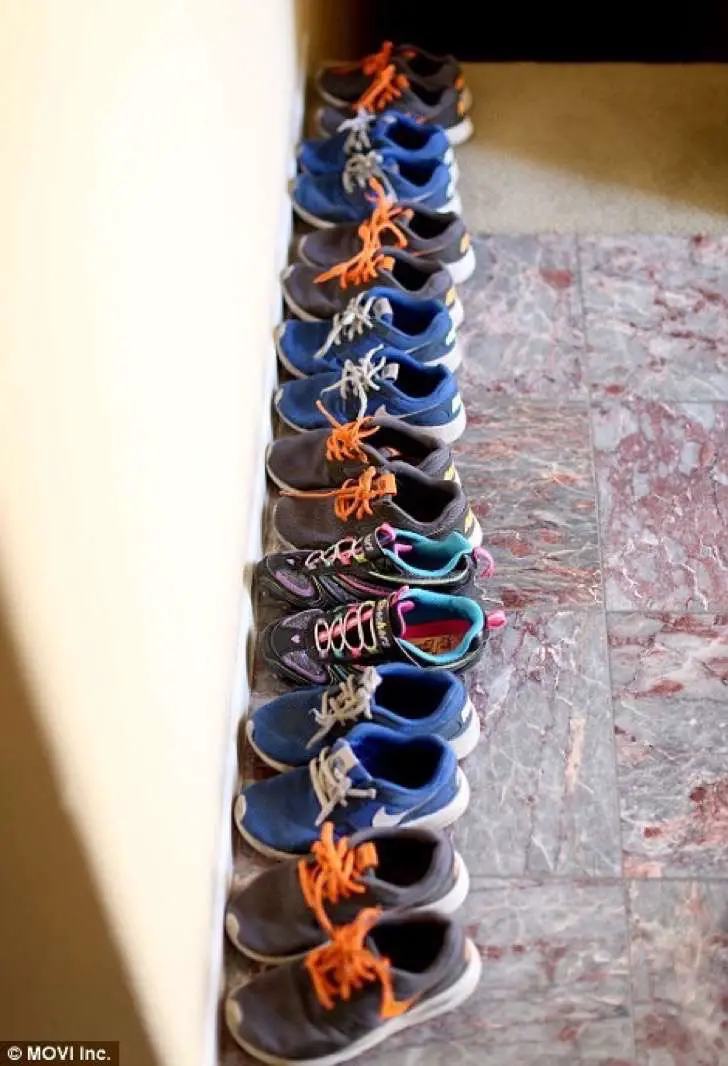 38166bbb00000578-3781725-eight_pairs_of_trainers_are_lined_up_neatly_in_the_house-a-7_1473705258112-2