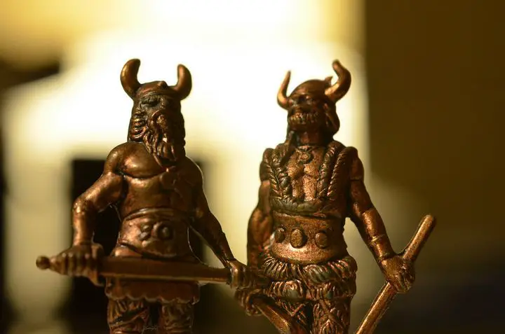 figuras-guerreros-vikingos