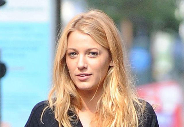 blake-lively-without-makeup-closeup-image